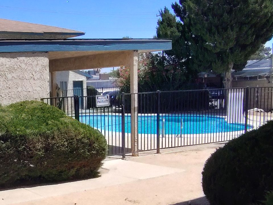 1st image of 14451 Lapaz Dr
