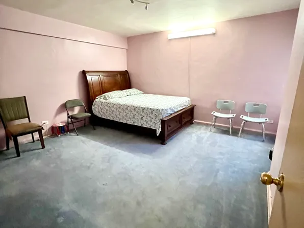 33-44 Junction Boulevard image 7 of 29