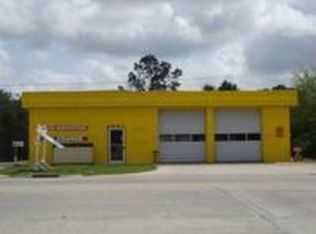 2001 Country Club Rd, Lake Charles, LA 70605