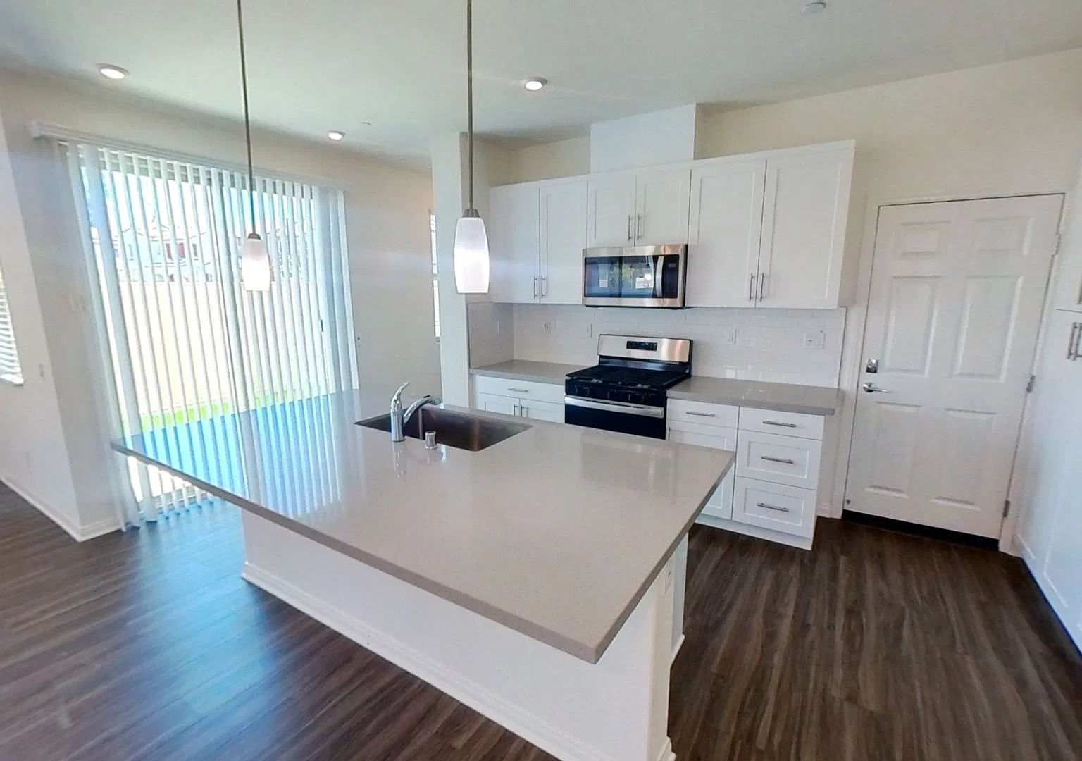 1995 Barrington Pl. | 4 Bedroom 3 Bath w/Loft Available 11/10/2026 — Photo 3