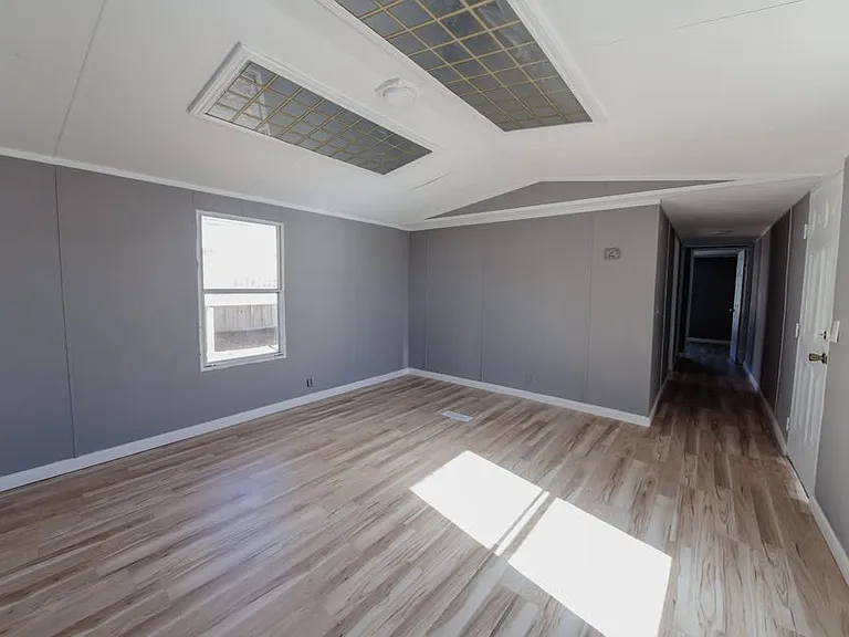 300 Randell Dr #17 — Photo 17