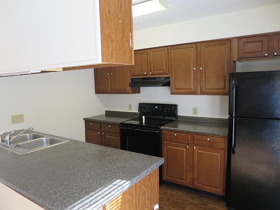 5th image of 9007 Creekside Ln APT C