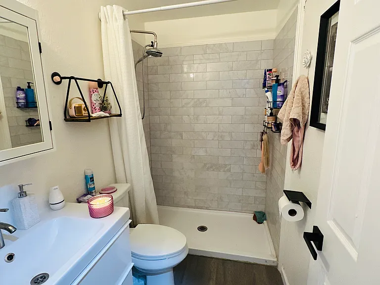 1800 Edmond St #261 — Photo 7