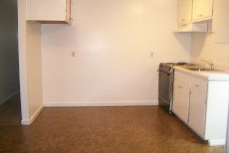 4th image of 834A Florida St