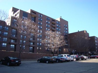 7600 Golden Valley Rd APT 607, Golden Valley, MN, 55427