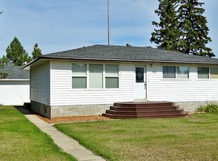 300 S 3rd St N, Marwayne, AB T0B2X0