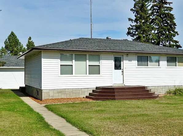 300 S 3rd St N, Marwayne, AB T0B 2X0