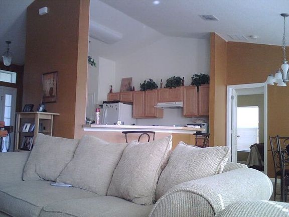 3rd image of 1715 Pilchard Dr