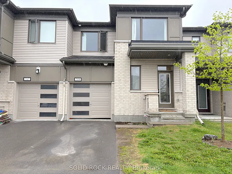 719 Derreen Ave — Photo 1