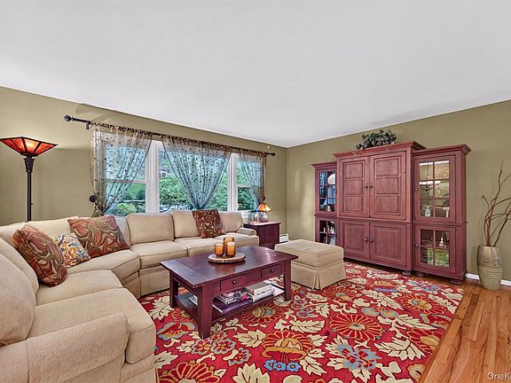 5th image of 3 Hazelwood Road