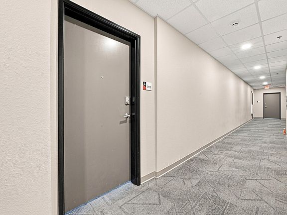 4th image of 4470 24th Ave S #703
