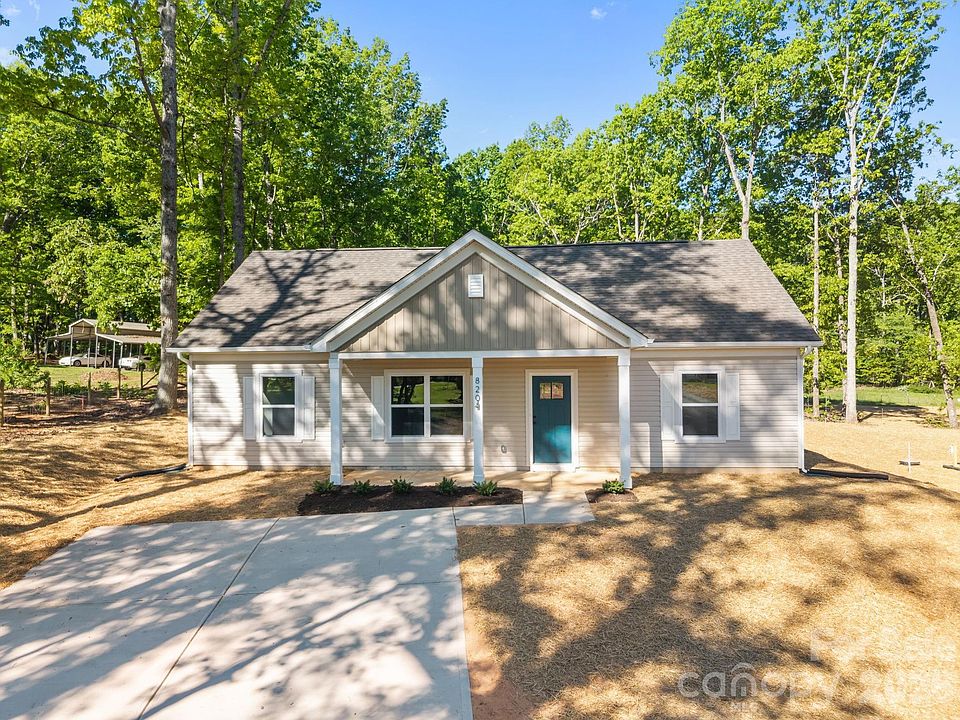 1st image of 820 Bethlehem Rd