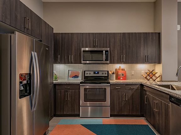 4th image of 4713 E Van Buren St #2065