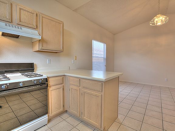 5th image of 1400 Desert Bloom Ave NW