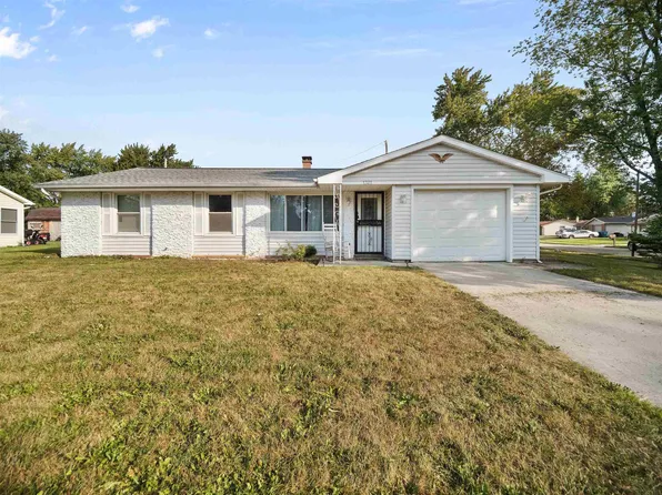 1321 Deveron Dr, New Haven, IN 46774