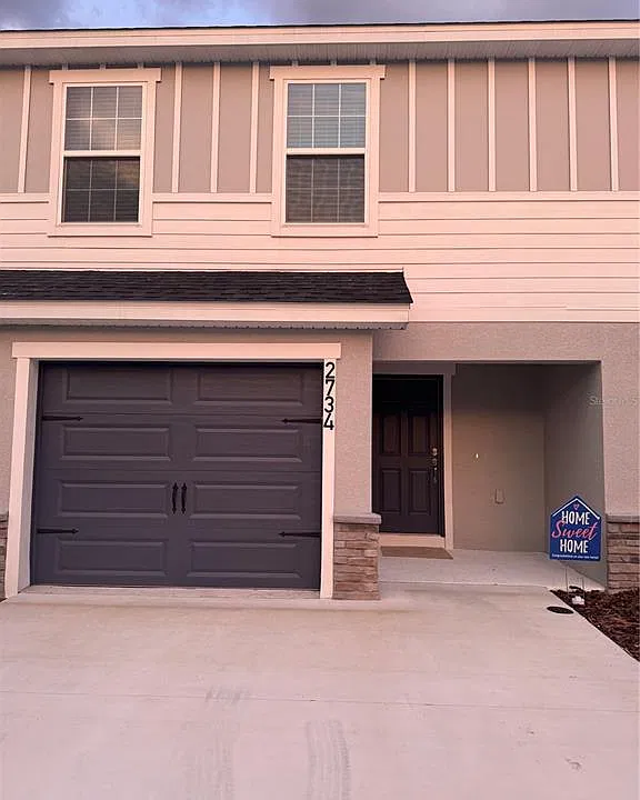 2734 Idyll Lakes Cir