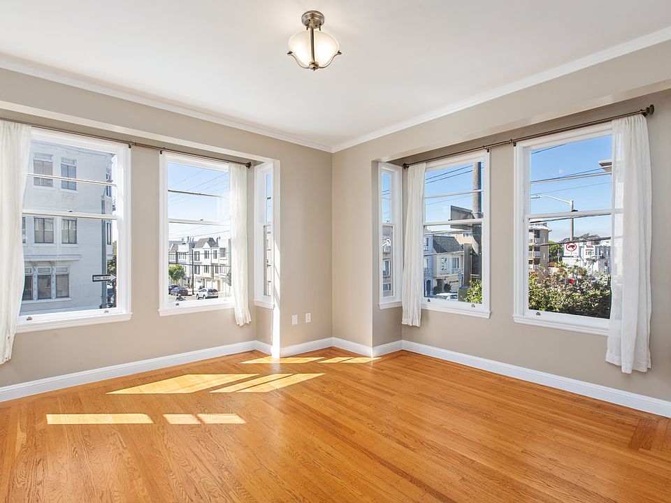 1st image of 2774 Franklin St APT 4