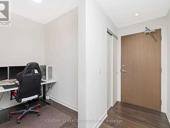 3rd image of 20 Richardson St #717