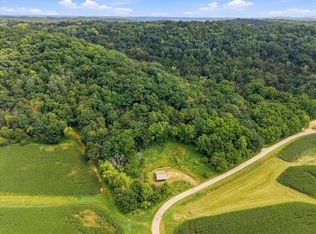 S11904 Williams Rd, Spring Green, WI 53588
