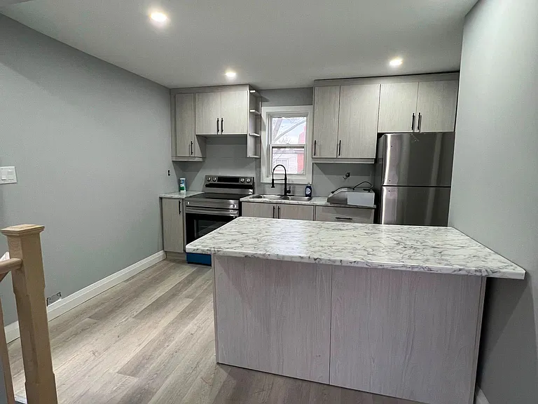121 Park Row N #UPPER LEVEL — Photo 5