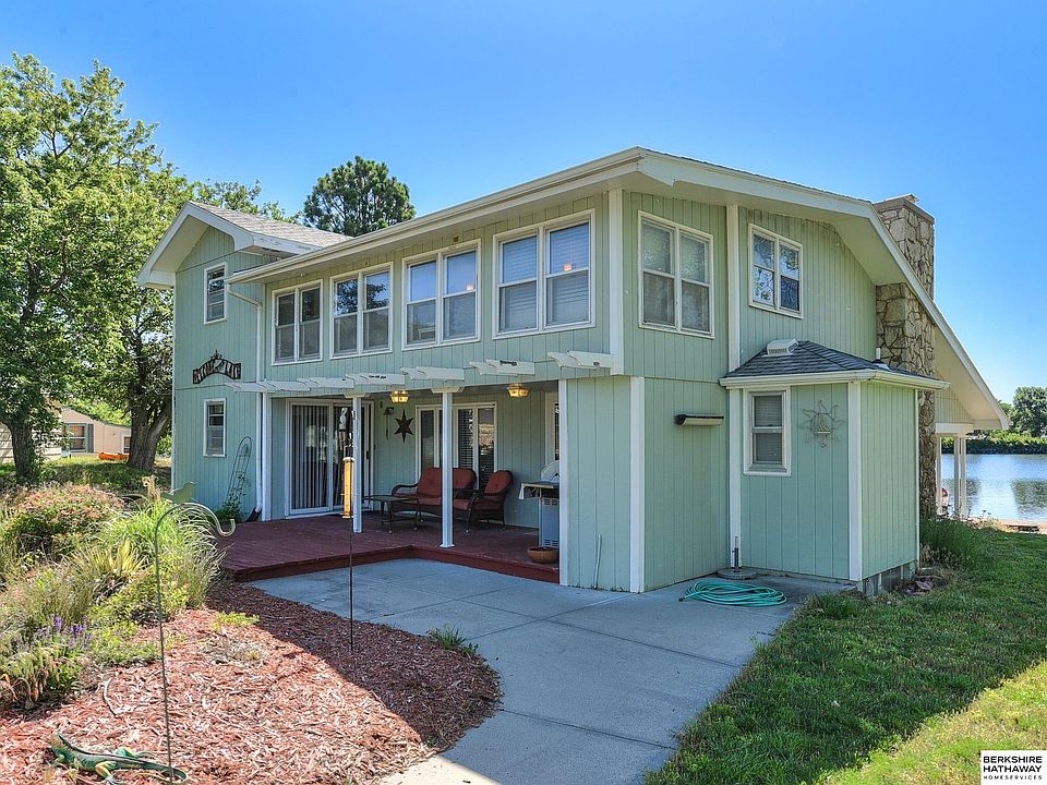 1st image of 2079 Sunset Dr