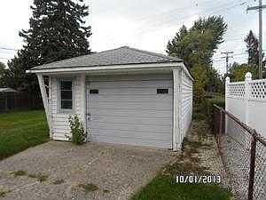 4th image of 27940 Maplewood St