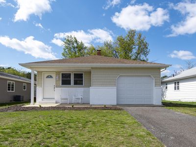 212 Port Royal Dr, Toms River, NJ, 08757