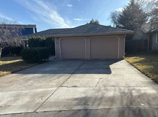 61823 Avonlea Cir, Bend, OR 97702