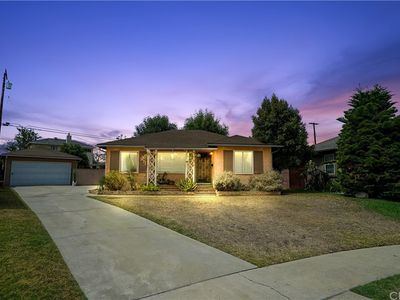 6000 Sugarwood St, Lakewood, CA, 90713