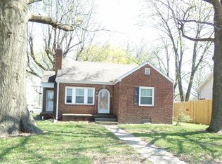 110 S Main St, Breese, IL 62230