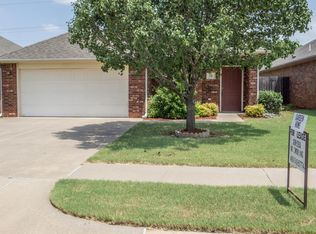 38 Windsor Cir, Stillwater, OK 74074