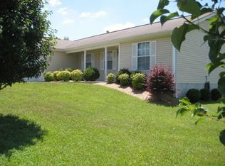 7606 Wheatmeadow Rd, Corryton, TN 37721