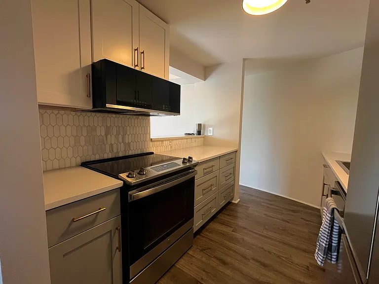 3151 Dean Ct #702 — Photo 8