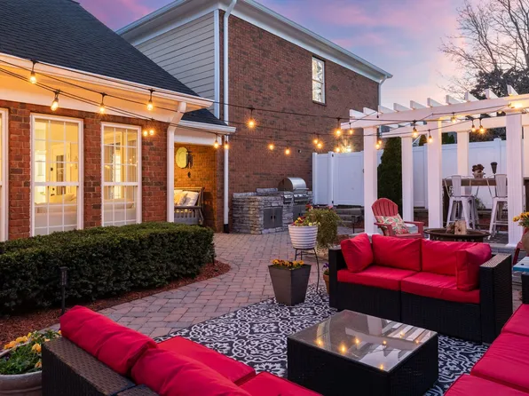 502 Eden Park Dr, Franklin, TN 37067