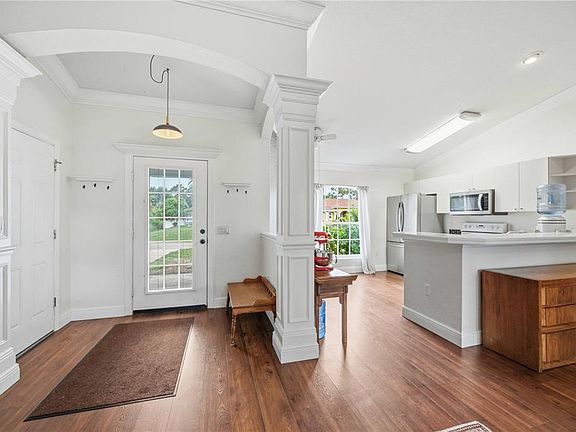 5th image of 1738 MACKINAW STREET