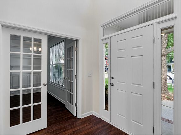 4th image of 2738 Seastrand Ln