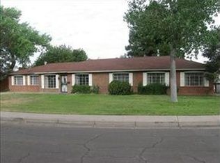 2725 Los Arboles Pl NE, Albuquerque, NM 87112