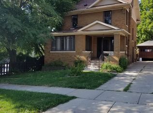 310 Park St, Elgin, IL 60120