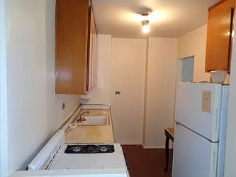 Sold by Thomas Lipovetsky, LREB