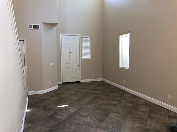 5th image of 29109 Salrio Dr