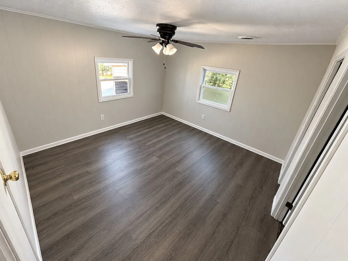 For Lease — Photo 4