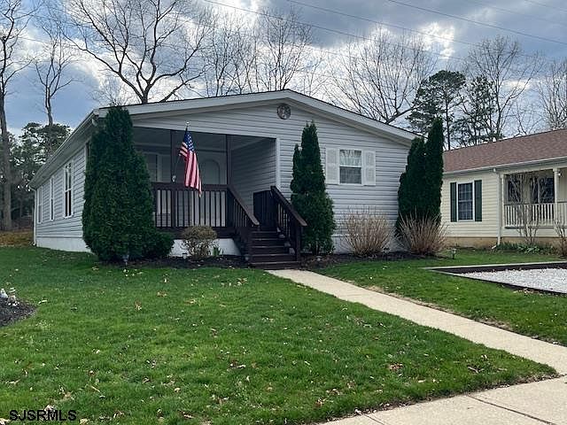 1st image of 69 Hickory Ln