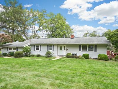 715 N Sheraton Dr, Akron, OH, 44319