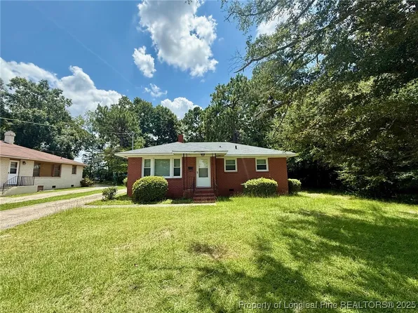 1849 Broadell Dr, Fayetteville, NC 28301