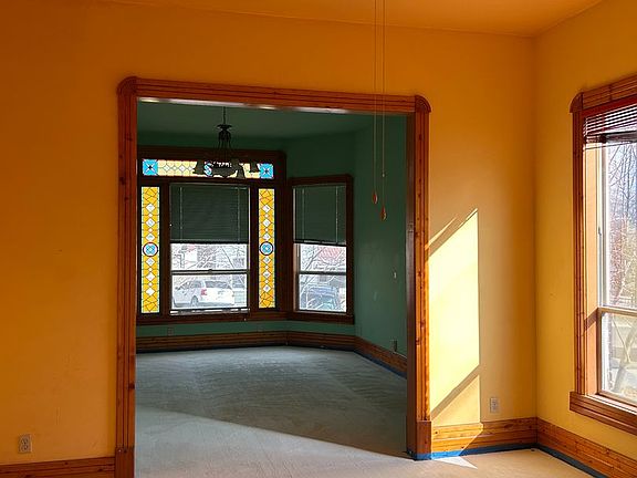 2nd image of 307 S Idaho St