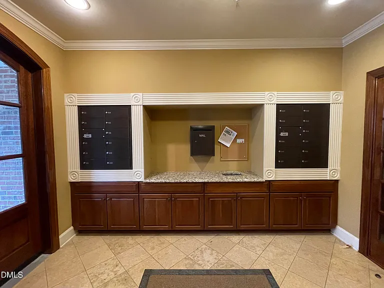 10411 Rosegate Ct #3 — Photo 58