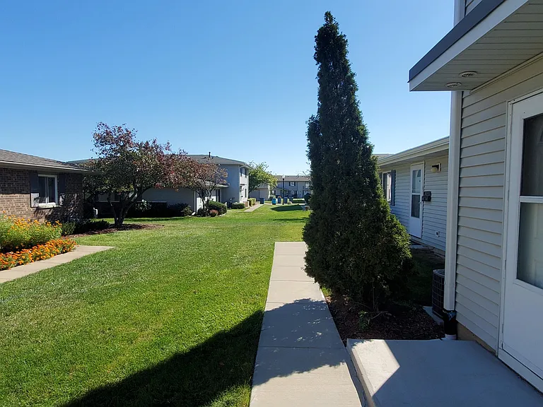 1117 Quanset Ct — Photo 5