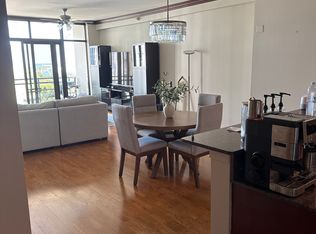 233 E 13th St APT 1604, Chicago, IL 60605