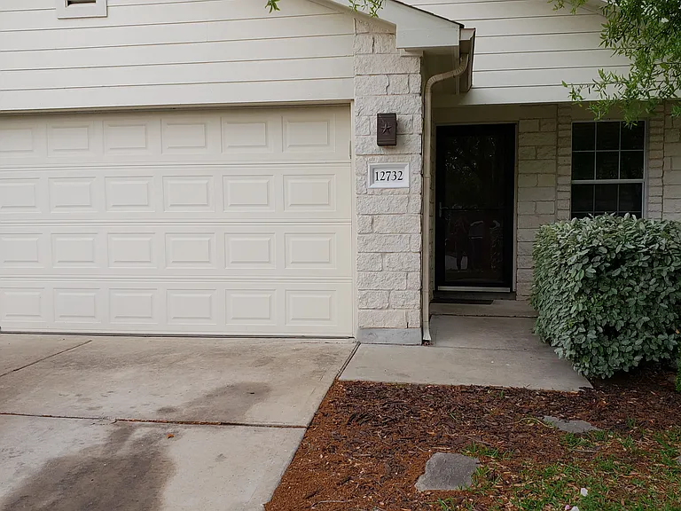 12732 Saint Mary Dr — Photo 1