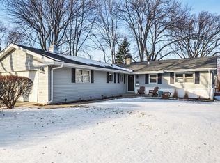 3306 Bellwood Ln, Glenview, IL